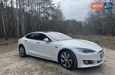 Ліфтбек Tesla Model S 2020 в Києві