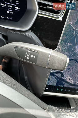 Лифтбек Tesla Model S 2018 в 