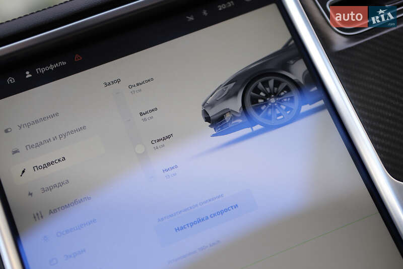 Лифтбек Tesla Model S 2014 в Дрогобыче