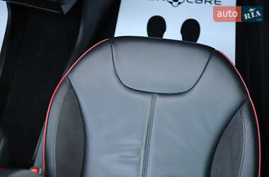 Лифтбек Tesla Model S 2014 в 