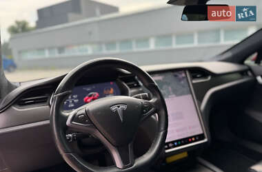 Лифтбек Tesla Model S 2018 в 