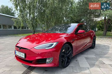 Лифтбек Tesla Model S 2018 в 