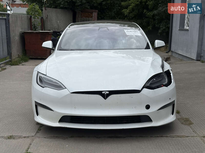 Лифтбек Tesla Model S 2021 в 