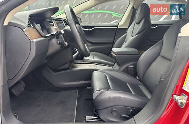 Лифтбек Tesla Model S 2018 в 