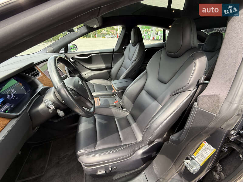 Ліфтбек Tesla Model S 2020 в Вінниці фото 25 Ліфтбек Tesla Model S 2020 в Вінниці