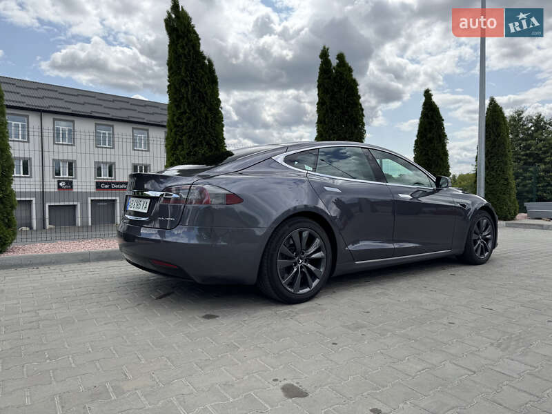 Ліфтбек Tesla Model S 2020 в Вінниці фото 15 Ліфтбек Tesla Model S 2020 в Вінниці