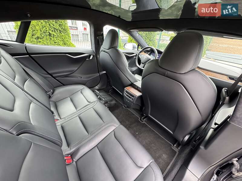 Ліфтбек Tesla Model S 2020 в Вінниці фото 35 Ліфтбек Tesla Model S 2020 в Вінниці