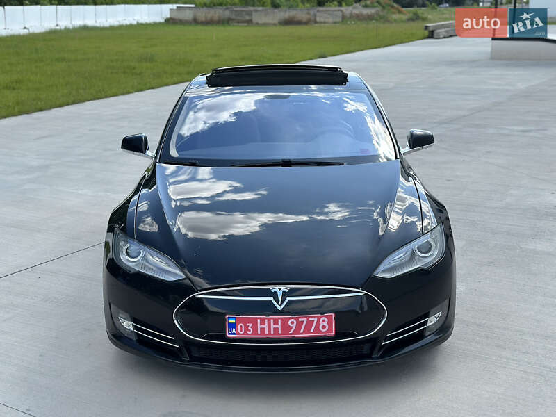 Лифтбек Tesla Model S 2013 в Луцке