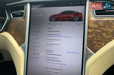 Лифтбек Tesla Model S 2017 в 