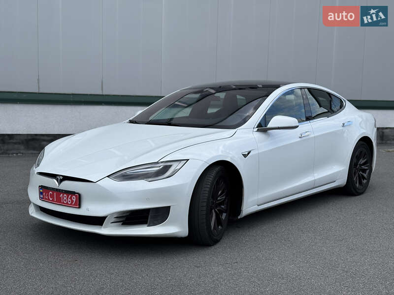 Tesla Model S 2017