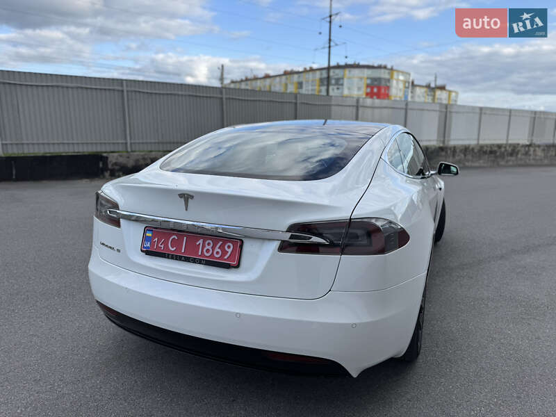 Лифтбек Tesla Model S 2017 в Виннице фото 9 Лифтбек Tesla Model S 2017 в Виннице