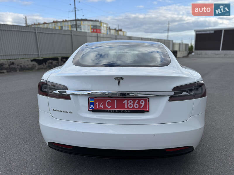 Лифтбек Tesla Model S 2017 в Виннице фото 10 Лифтбек Tesla Model S 2017 в Виннице