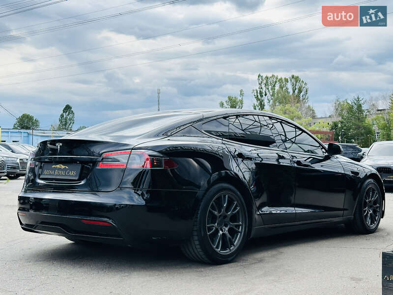 Ліфтбек Tesla Model S 2022 в Харкові