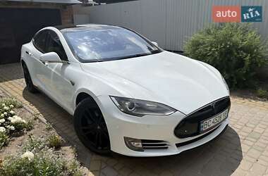 Ліфтбек Tesla Model S 2014 в 