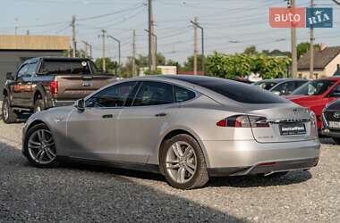 Лифтбек Tesla Model S 2012 в 