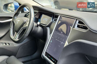 Лифтбек Tesla Model S 2018 в 