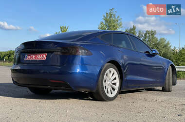 Лифтбек Tesla Model S 2016 в 