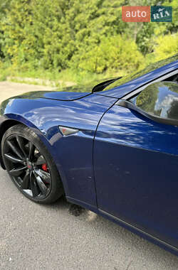 Ліфтбек Tesla Model S 2016 в 