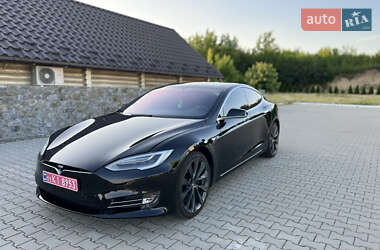 Ліфтбек Tesla Model S 2018 в Калинівці