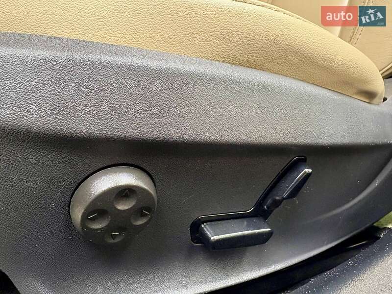 Лифтбек Tesla Model S 2013 в Одессе