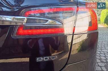 Лифтбек Tesla Model S 2016 в 