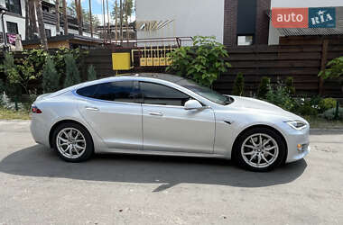 Лифтбек Tesla Model S 2018 в 