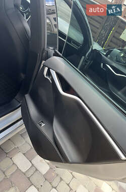 Лифтбек Tesla Model S 2018 в 