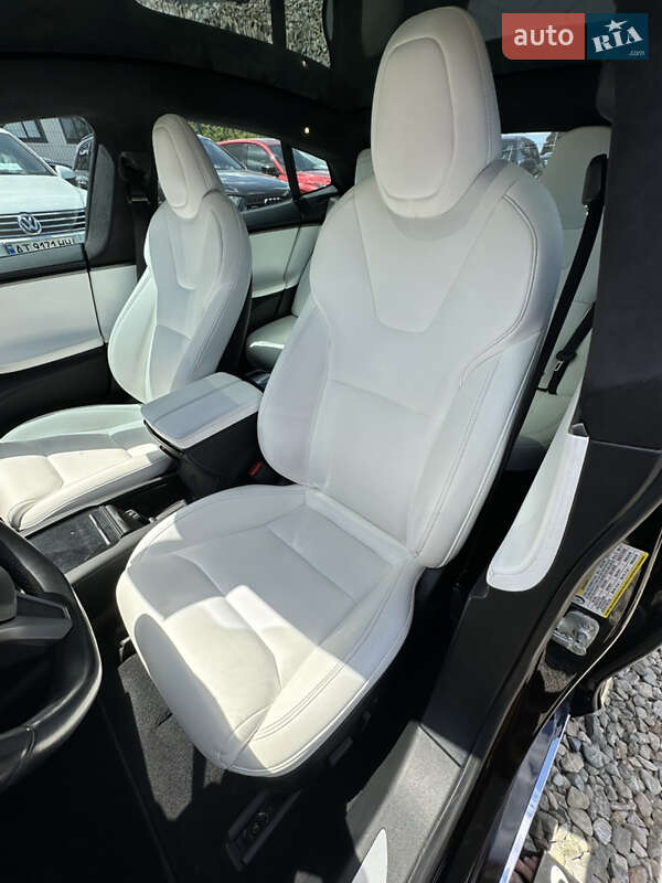 Лифтбек Tesla Model S 2020 в Ивано-Франковске