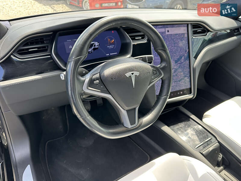 Лифтбек Tesla Model S 2020 в Ивано-Франковске