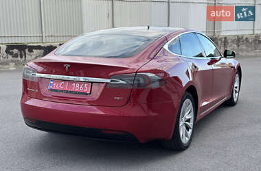 Лифтбек Tesla Model S 2018 в 