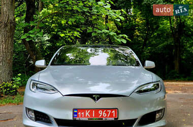 Ліфтбек Tesla Model S 2017 в Києві