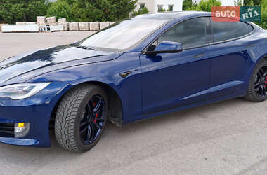 Ліфтбек Tesla Model S 2016 в 