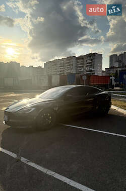 Лифтбек Tesla Model S 2022 в 