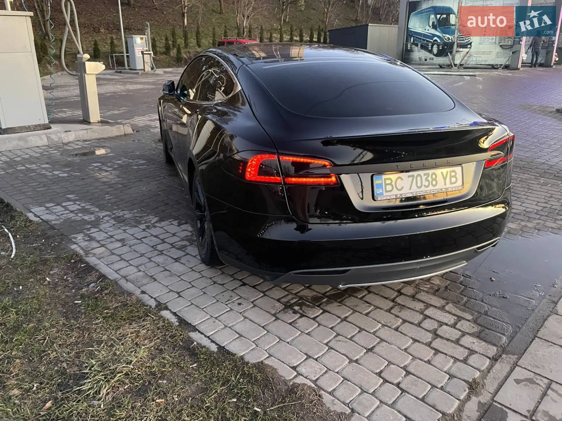 2014 Tesla Model S - мініатюра 25