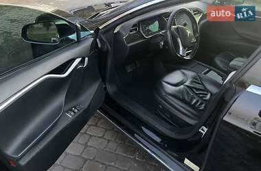 Ліфтбек Tesla Model S 2014 в 