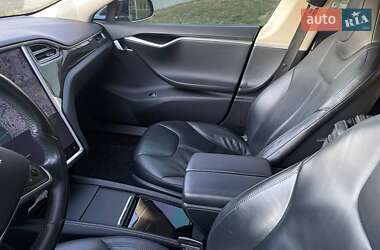Ліфтбек Tesla Model S 2014 в 