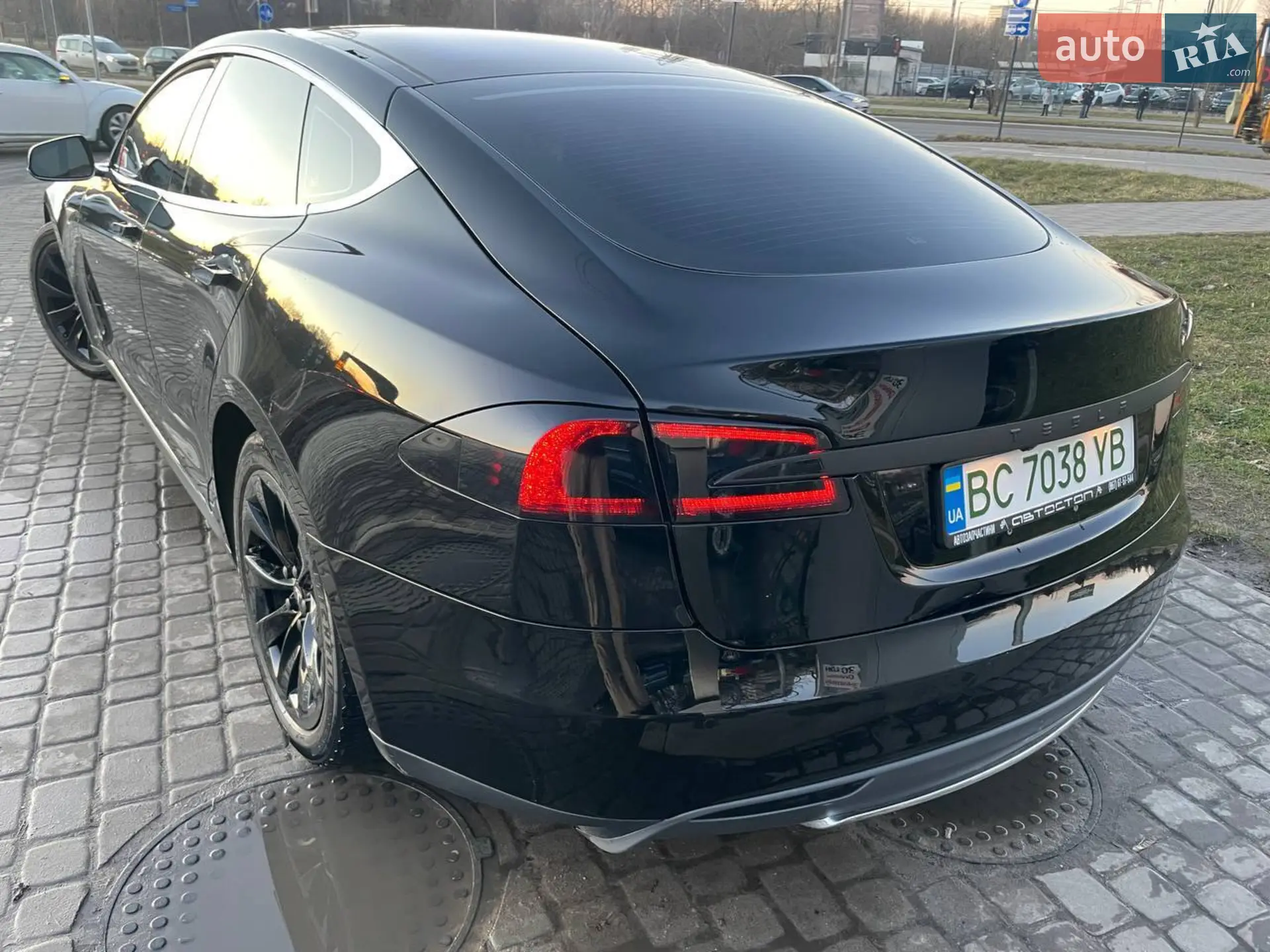 2014 Tesla Model S - мініатюра 75