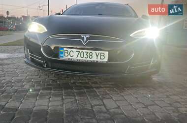 Ліфтбек Tesla Model S 2014 в 