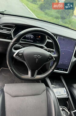 Лифтбек Tesla Model S 2017 в 