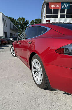 Лифтбек Tesla Model S 2017 в 