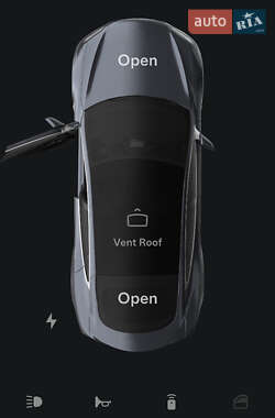 Лифтбек Tesla Model S 2015 в 