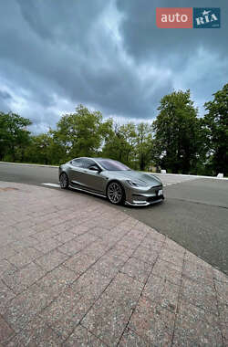 Лифтбек Tesla Model S 2021 в Одессе