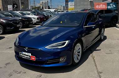 Ліфтбек Tesla Model S 2016 в Харкові