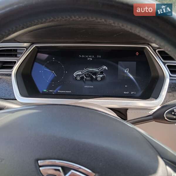 Лифтбек Tesla Model S 2014 в Ивано-Франковске