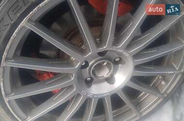 Лифтбек Tesla Model S 2014 в 