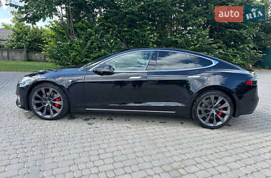 Ліфтбек Tesla Model S 2018 в 