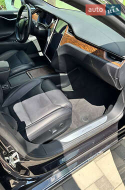 Ліфтбек Tesla Model S 2018 в 