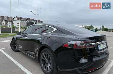 Лифтбек Tesla Model S 2019 в 