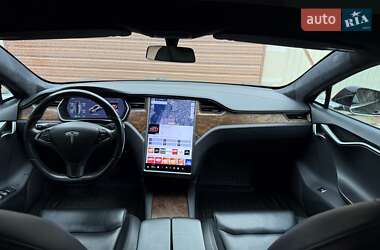Лифтбек Tesla Model S 2019 в 
