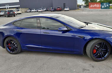 Лифтбек Tesla Model S 2016 в 